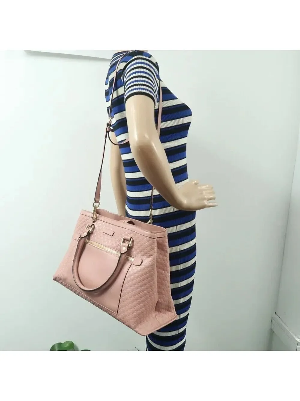 GUCCI Pink Leather Satchel 674-021025